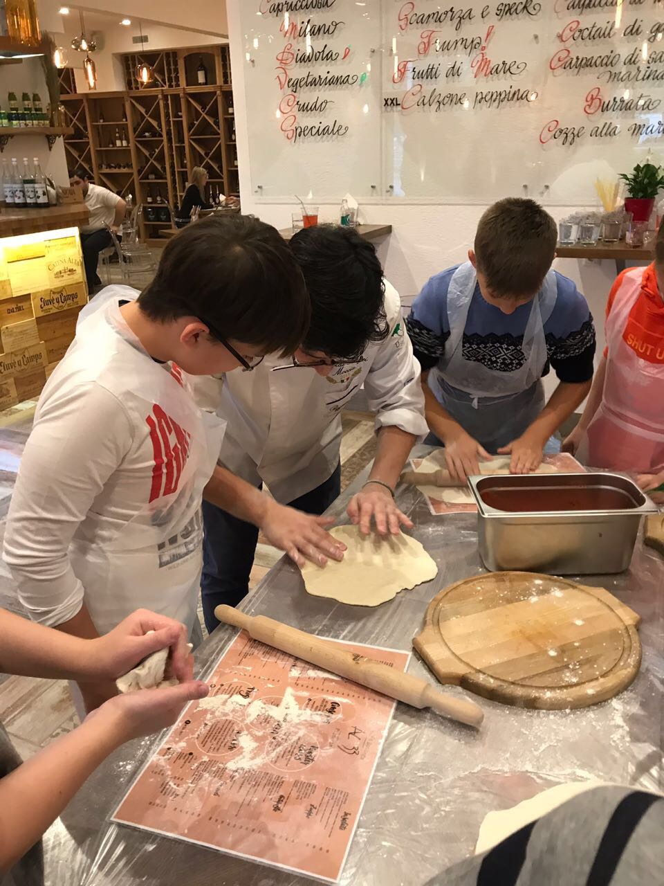 Мастер-классы для детей "Готовим итальянскую пиццу"